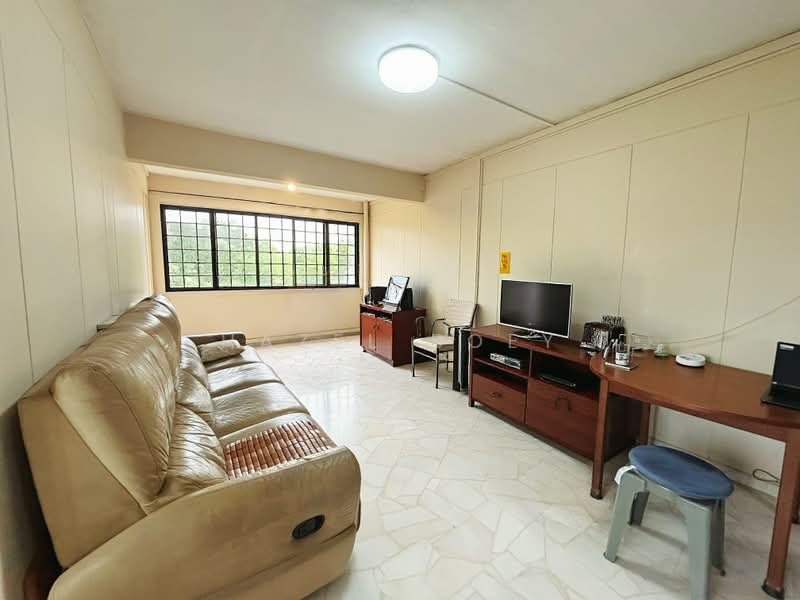 617 Ang Mo Kio Avenue 4