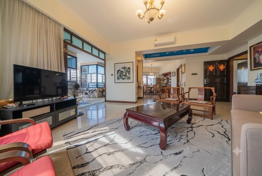 319 Upper Paya Lebar